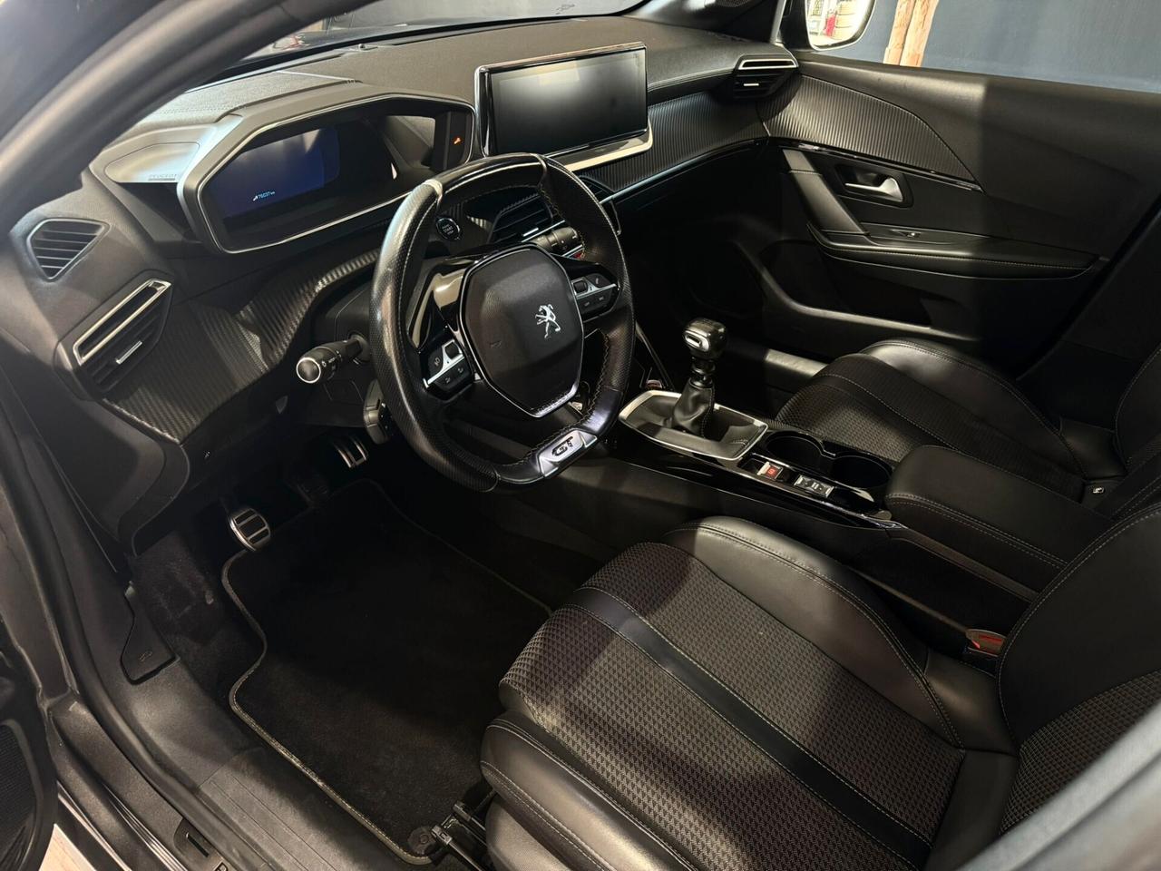 Peugeot 208 BlueHDi 100cv GT Line