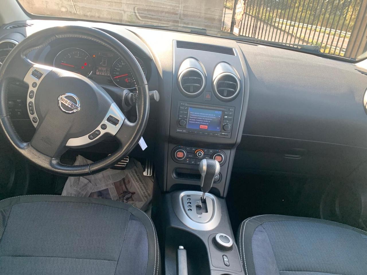 Nissan Qashqai 2 2.0 dci 4x4 7 posti - 2011