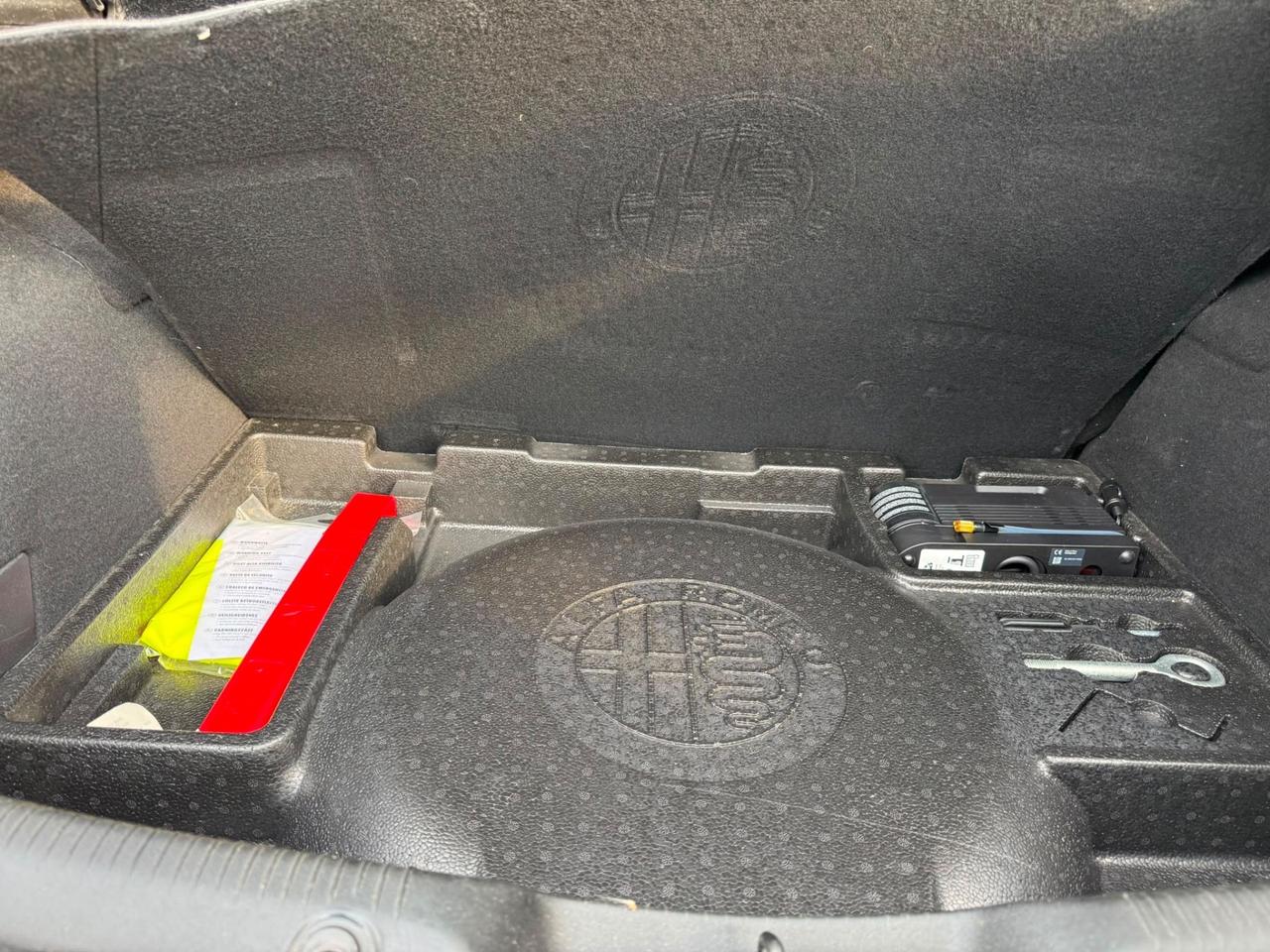 Alfa Romeo Giulietta 1.4 Turbo 120 CV GPL Super