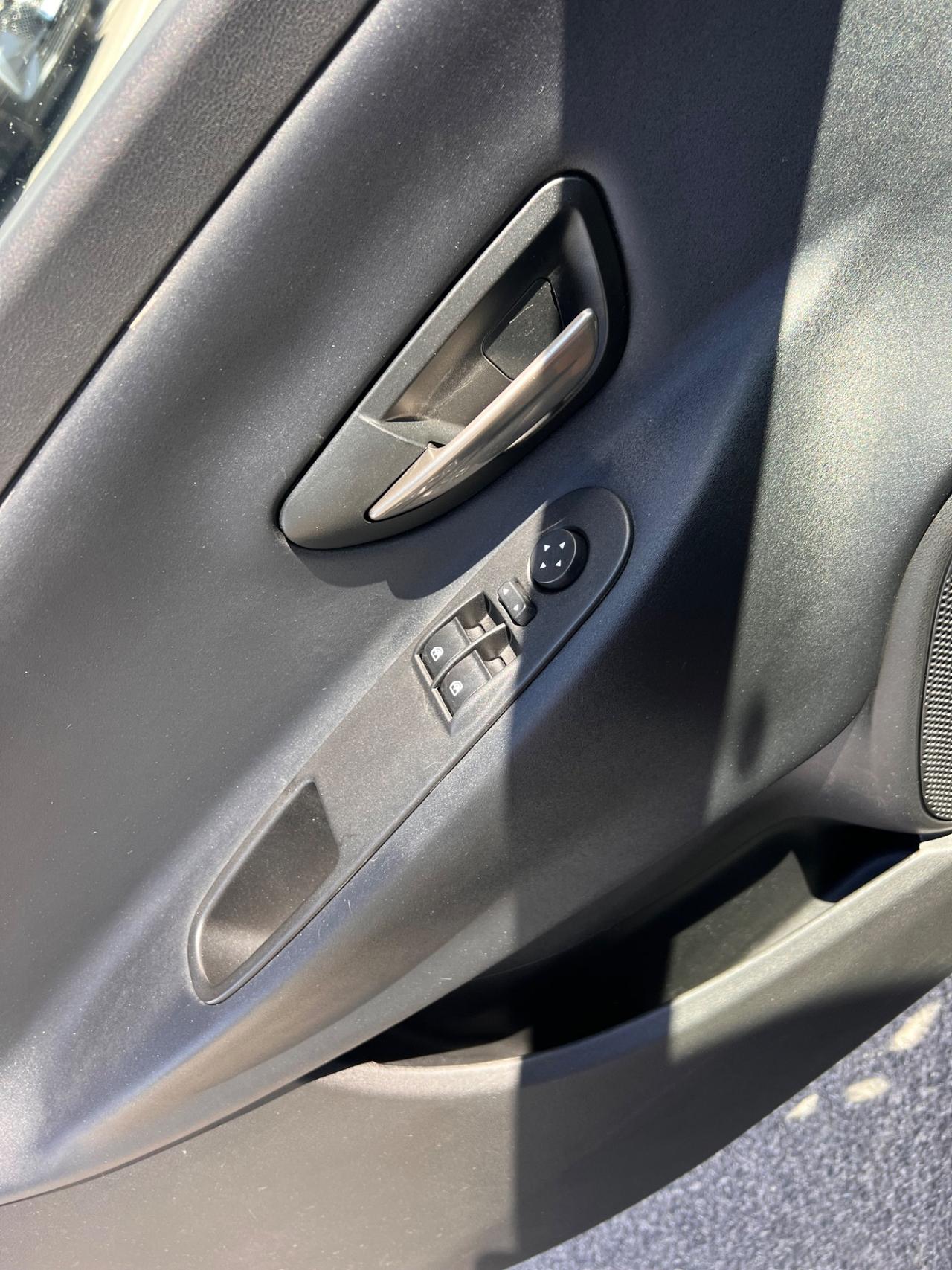 Lancia Ypsilon 1.2 69 CV 5 porte S&S Elefantino Blu