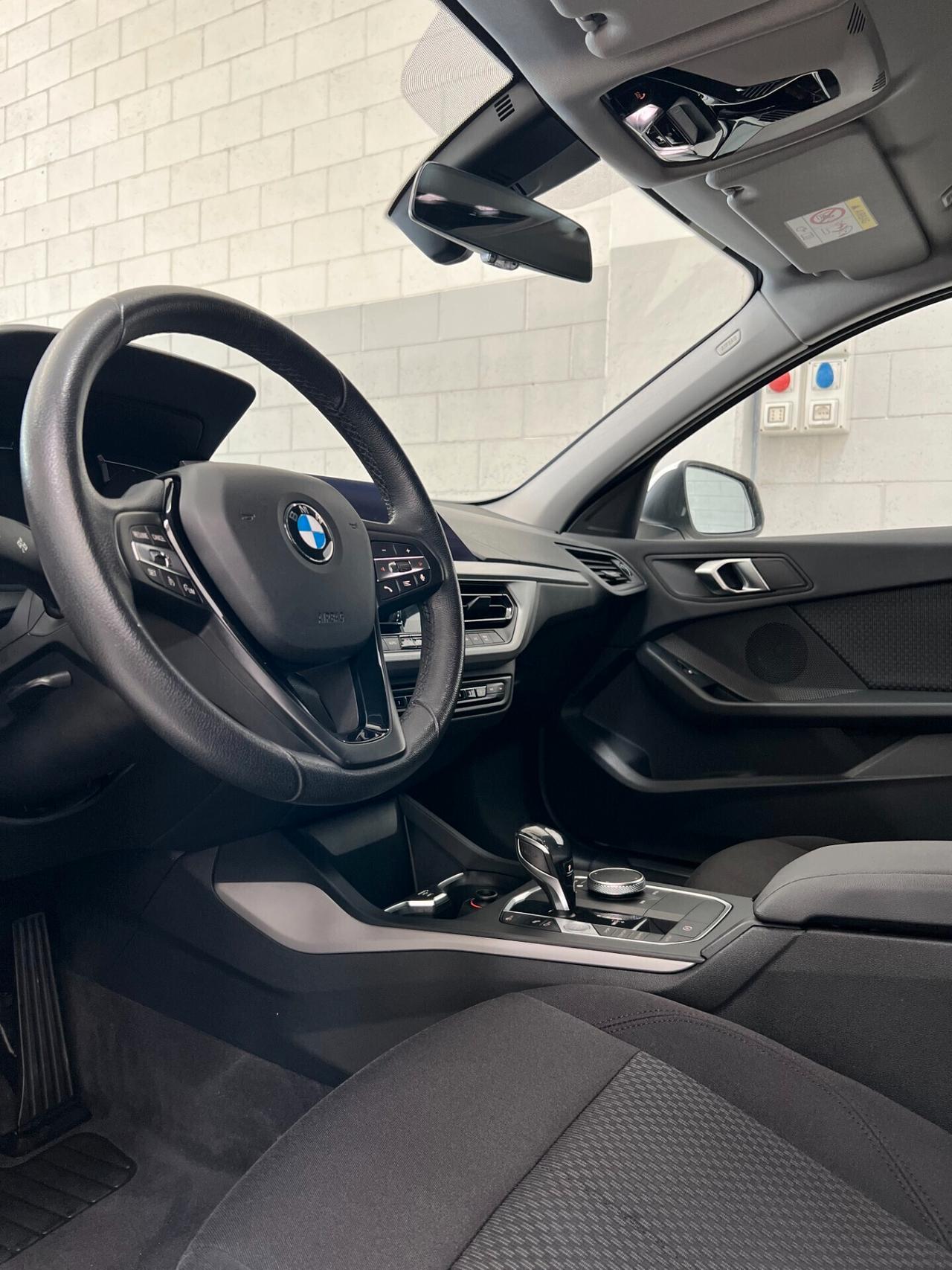 BMW SERIE 1 - 118D Business Advantage