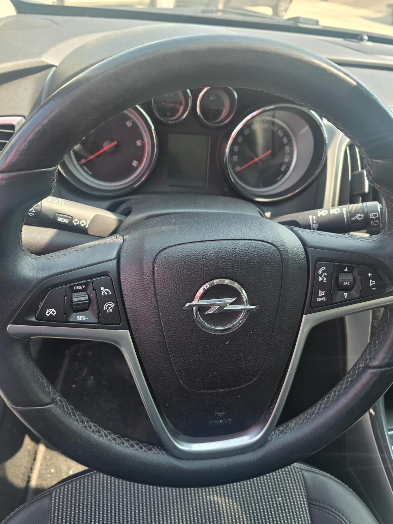 Opel Astra 1.7 CDTI 110CV Sports Tourer Cosmo Fleet