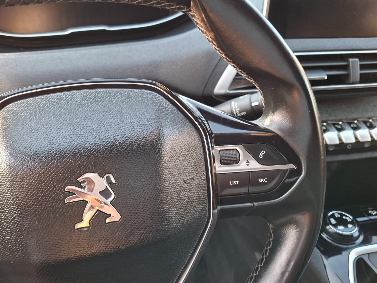 Peugeot 3008 BlueHDi 120 S&S Allure
