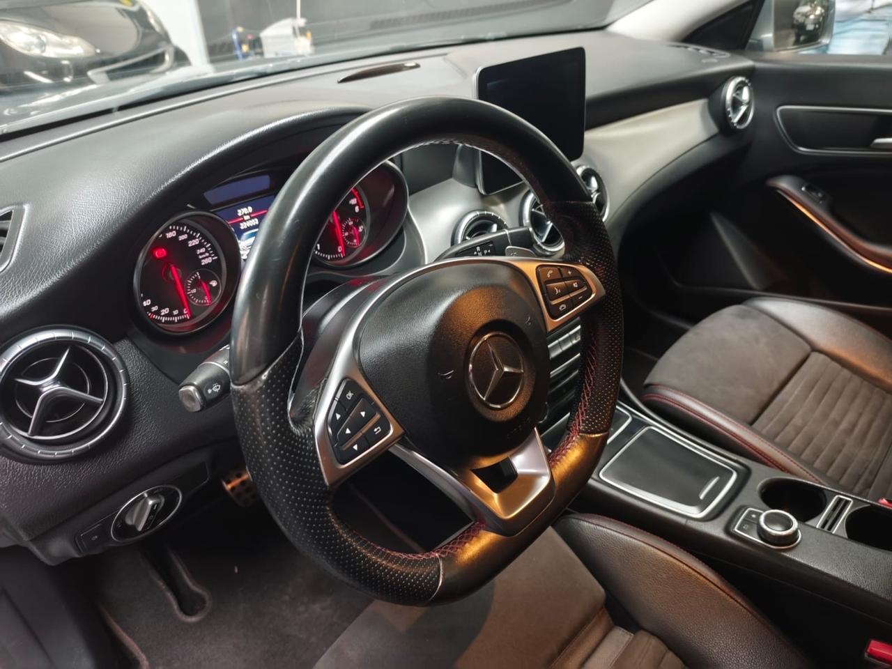 Mercedes-benz CLA 200 d S.W. Automatic Premium