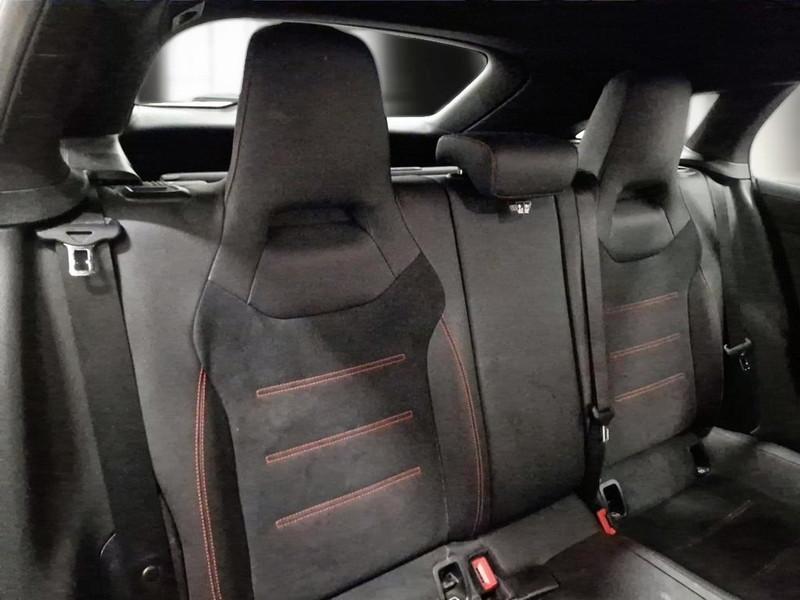 MERCEDES-BENZ CLA 180 Automatic Premium SHOOTING BRAKE