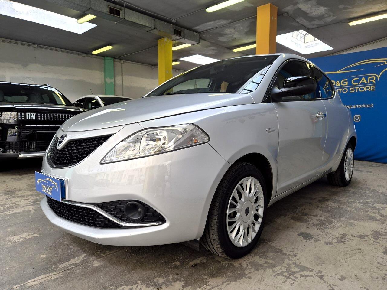 Lancia Ypsilon 1.2 Gold 69cv
