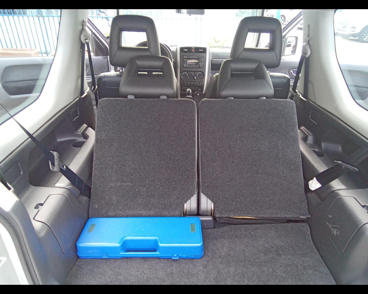SUZUKI Jimny 3ª serie - Jimny 1.3i 16V cat 4WD JLX Più