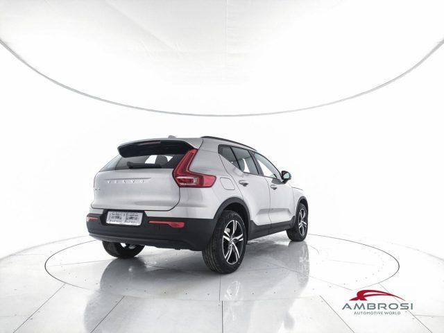 VOLVO XC40 Mild Hybrid B3 automatico Core