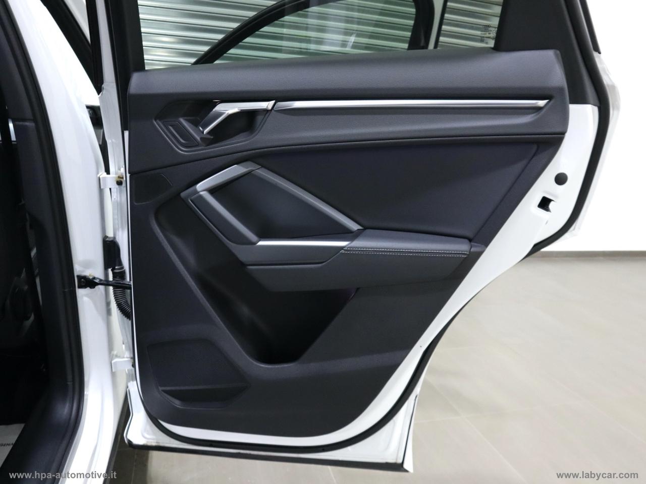 AUDI Q3 2.0TDI S-line TETTO LED MATRIX PELLE RETROCAMERA