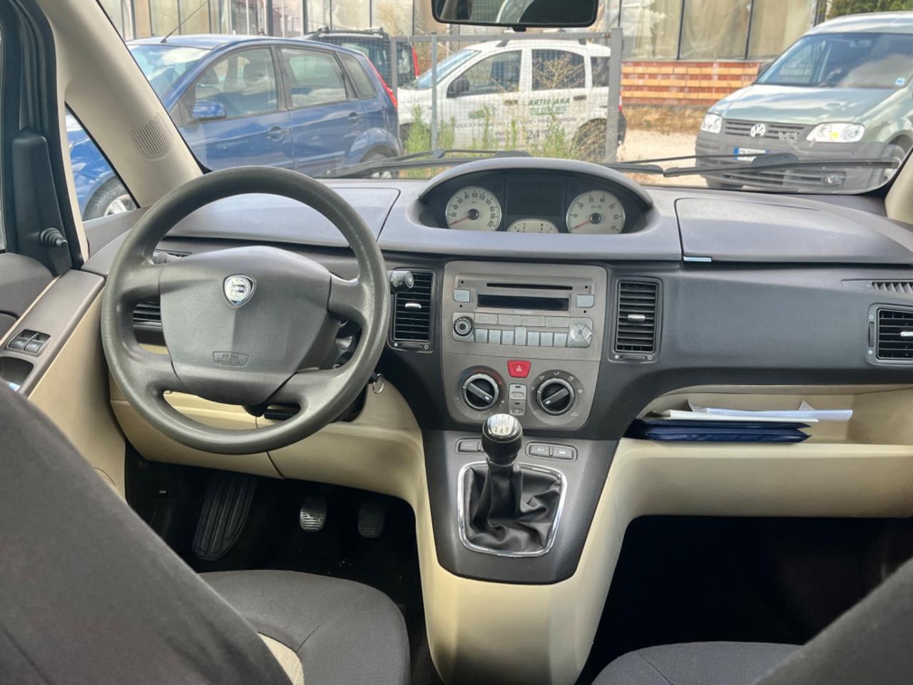 Lancia MUSA 1.3 Multijet 16V Argento