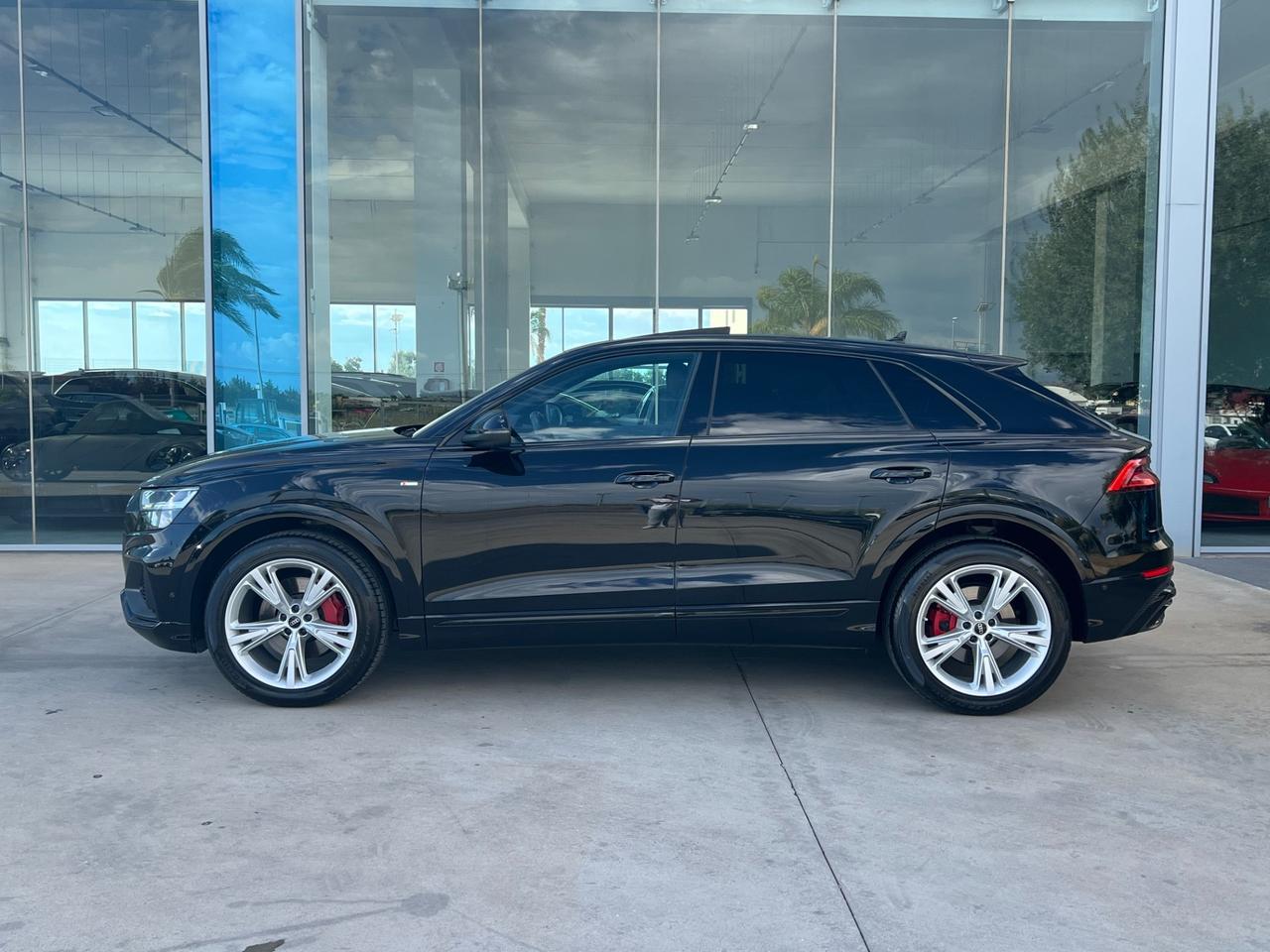 Audi Q8 55 3.0 340CV tfsi mhev Sport quattro tiptronic - possibilità noleggio no scoring