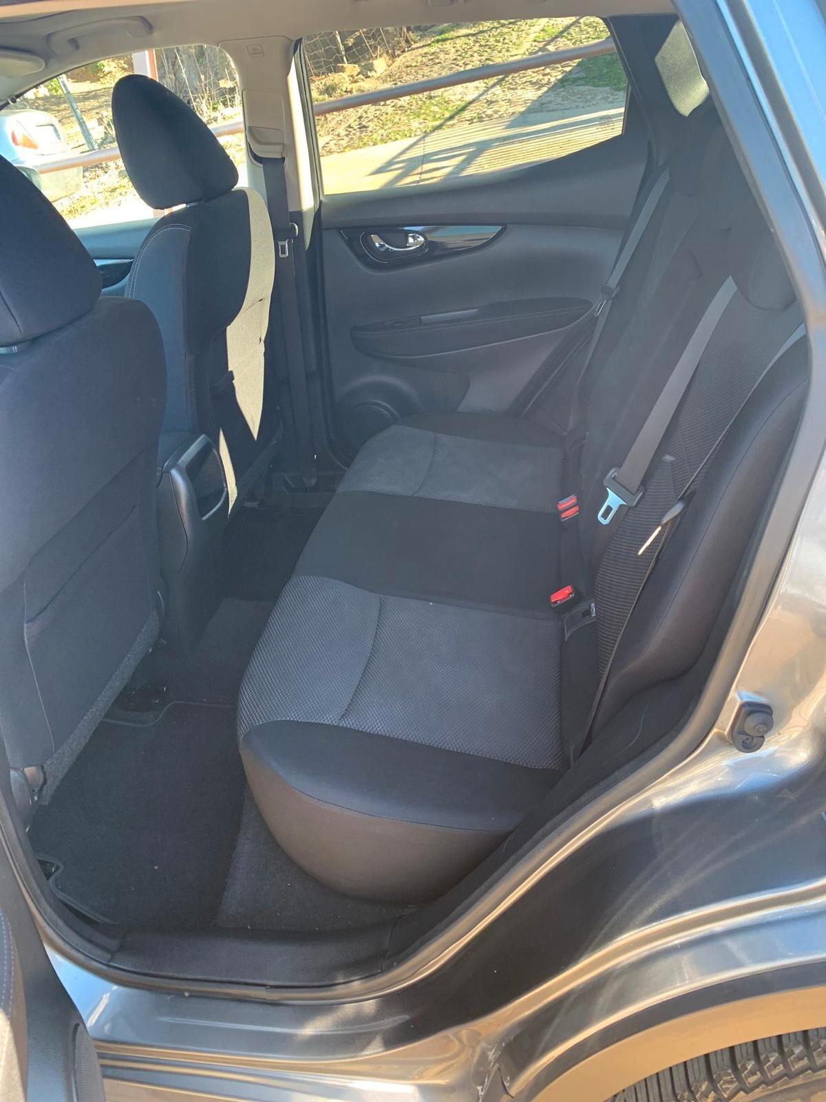 Nissan Qashqai 1.5 dCi Acenta Premium