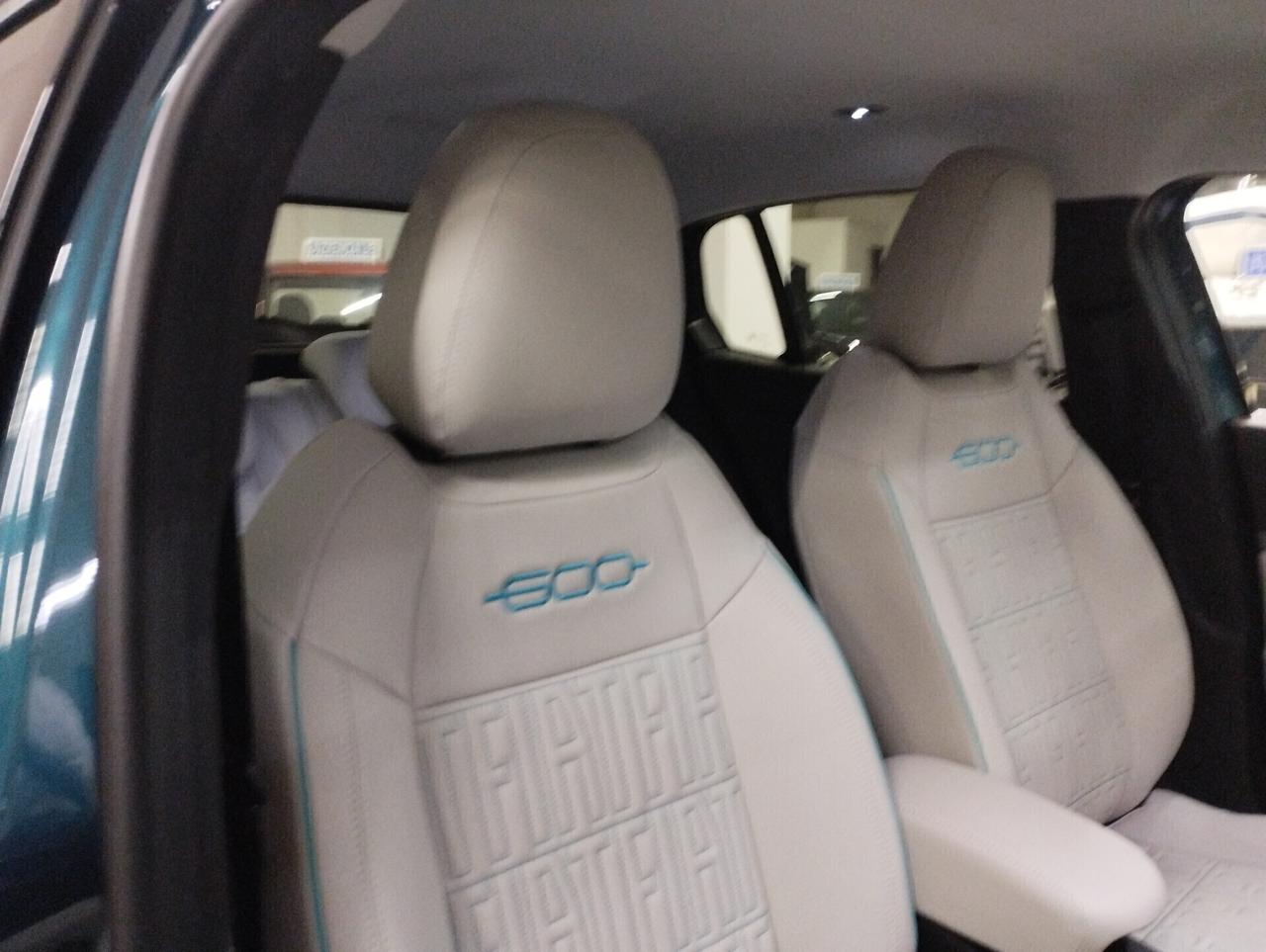 Fiat 600 LA PRIMA Hybrid Automatica 110 CV