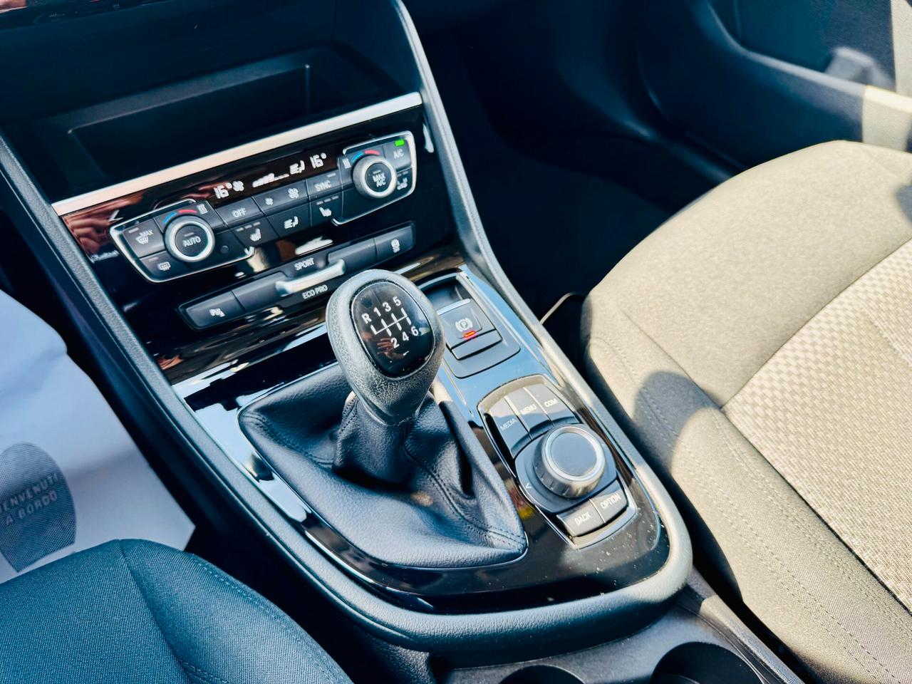 BMW 216d Active Tourer Sport - LED
