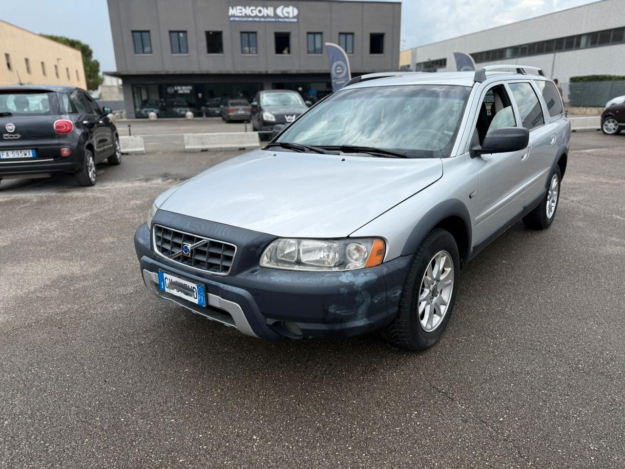 VOLVO XC70 CROSS COUNTRY 2.4 D 2006 12 MESI DI GARANZIA