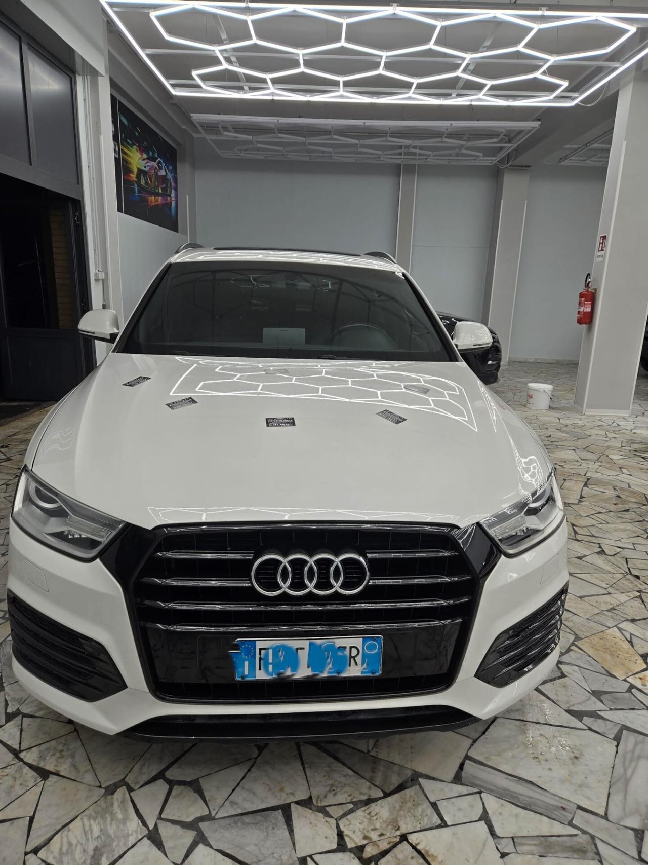 Audi Q3 2.0 TDI 120 CV S tronic Young