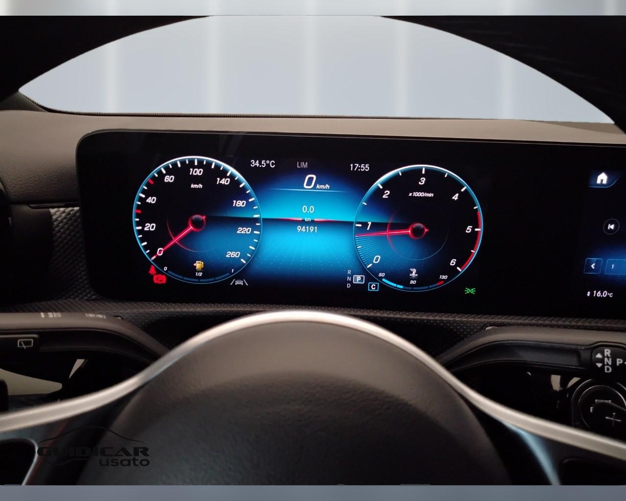 Mercedes-Benz Classe A - W177 2018 - A 180 d Sport auto