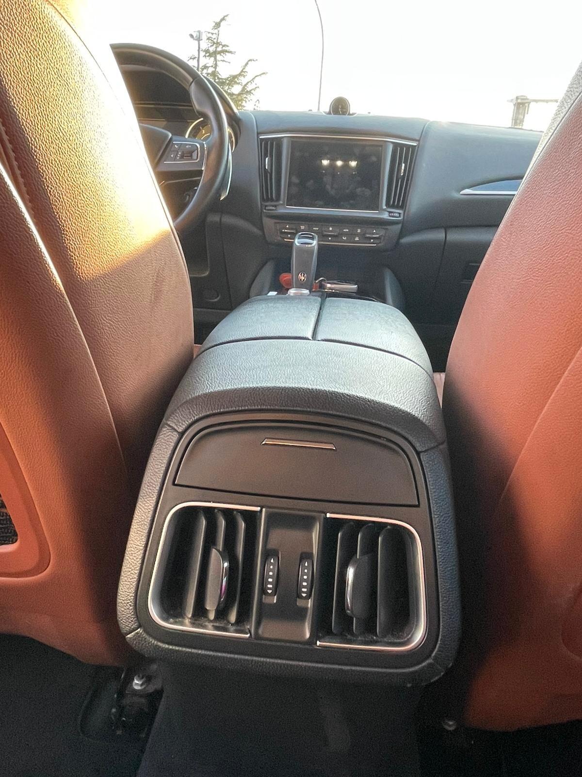 Maserati Levante V6 AWD Granlusso