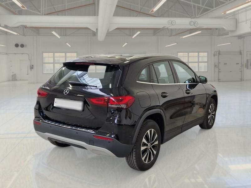 MERCEDES-BENZ GLA 250 Automatic EQ-POWER Business Extra
