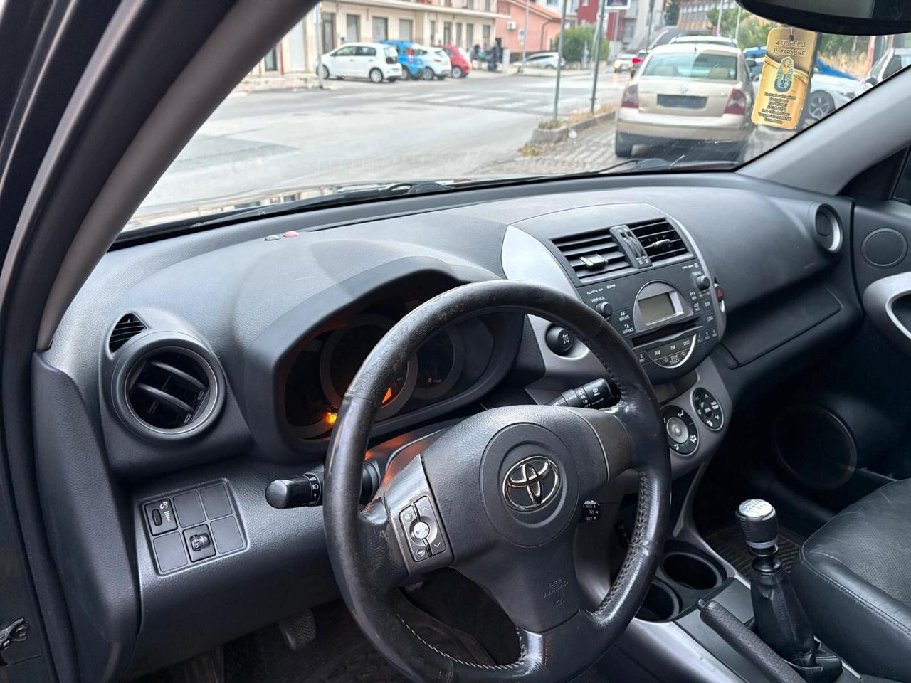 Toyota RAV 4 RAV4 2.2 D-4D 177 CV Luxury