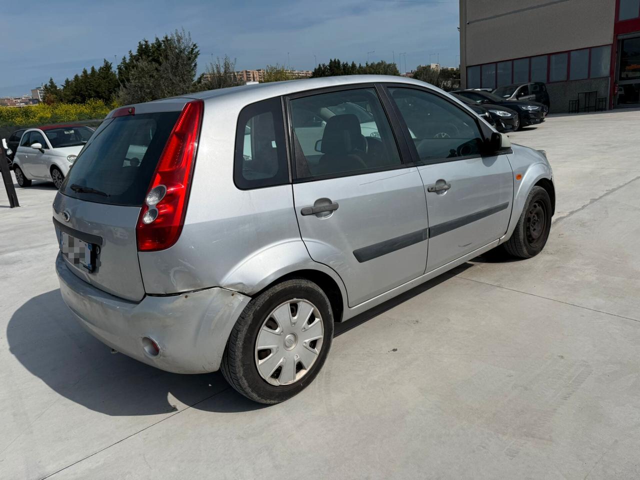 Ford Fiesta 1.2 16V 5p. Ghia 2006