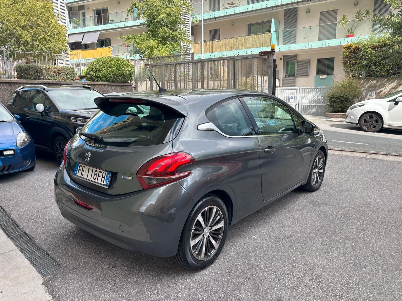 Peugeot 208 PureTech Turbo 110 S&S 3 porte GT Line NAVI RETROCAMERA