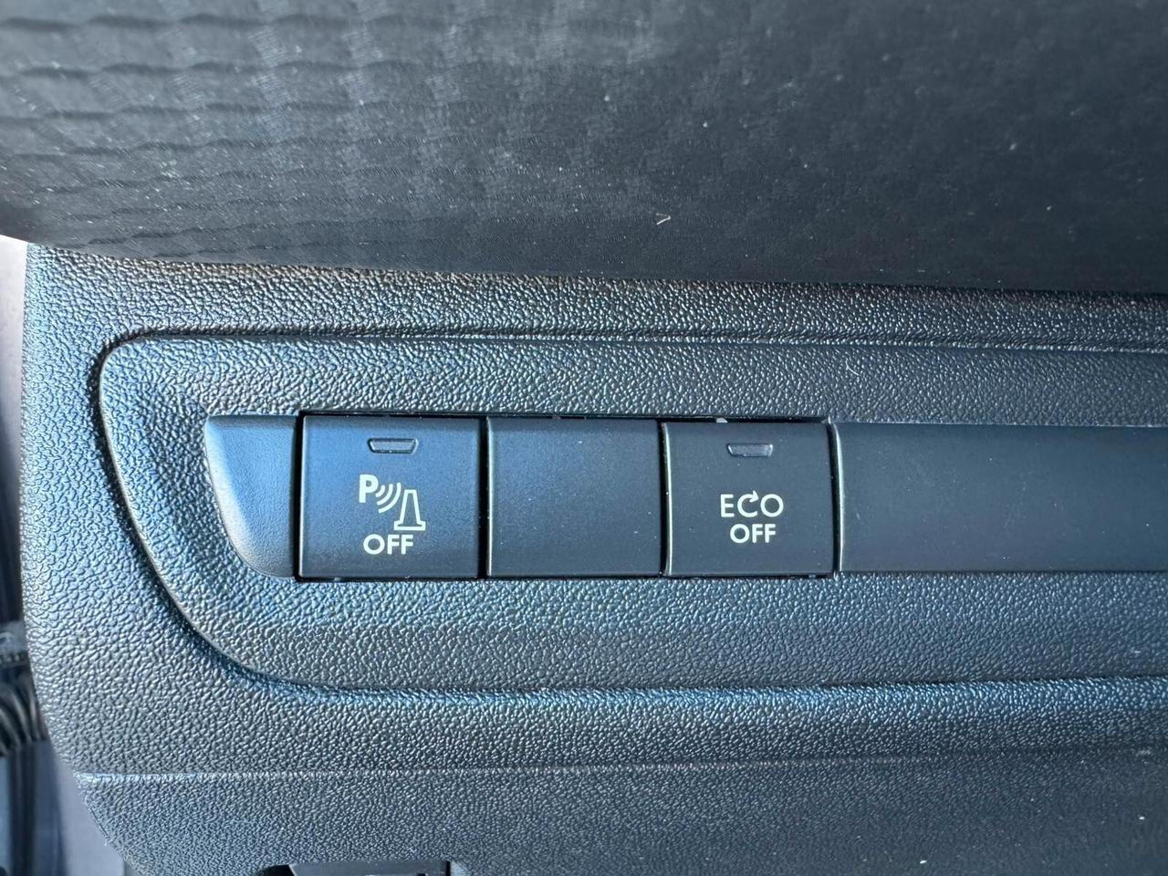 PEUGEOT 2008 1.5 BlueHDi 100CV 2019!!!