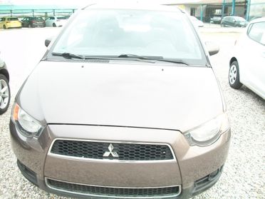 Mitsubishi Colt 1.332 SI NUOVI PATENTATI GARANZIA UN ANNO POCHISIMI KM TALIANDATI DICHIARATI