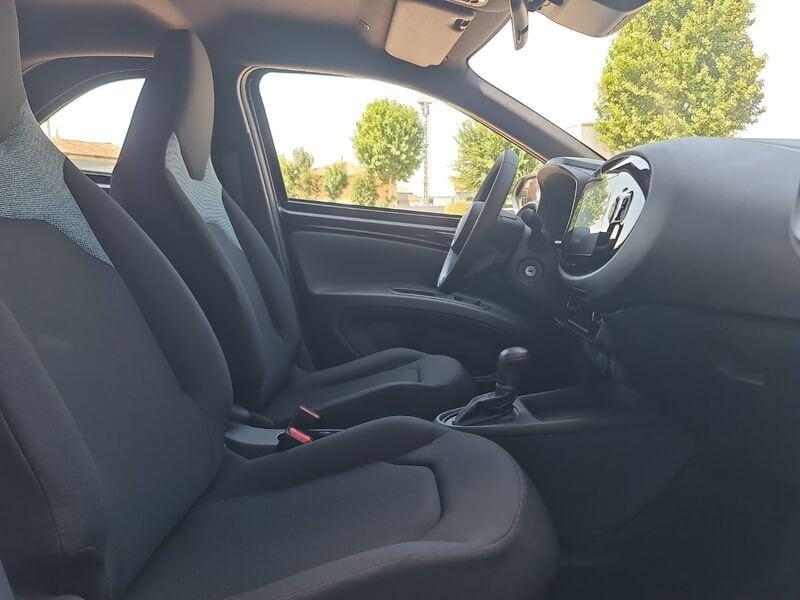 Toyota Aygo X 1.5 HYBRID 115 CVT