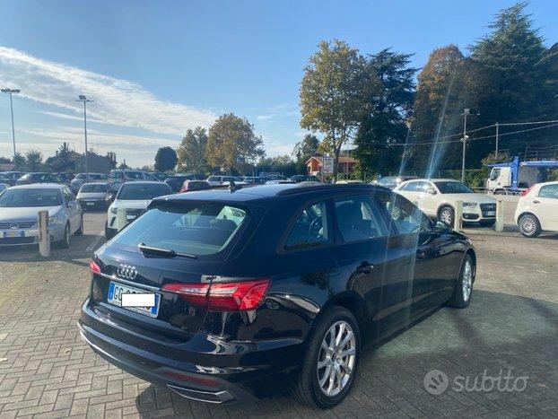 AUDI A4 Avant 30 TDI/136 CV S tronic Business