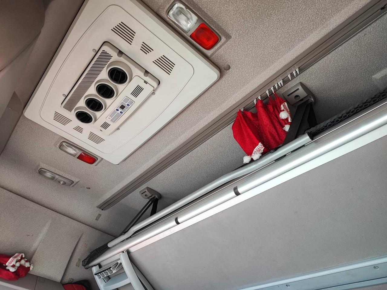 Trattore stradale DAF XF 510