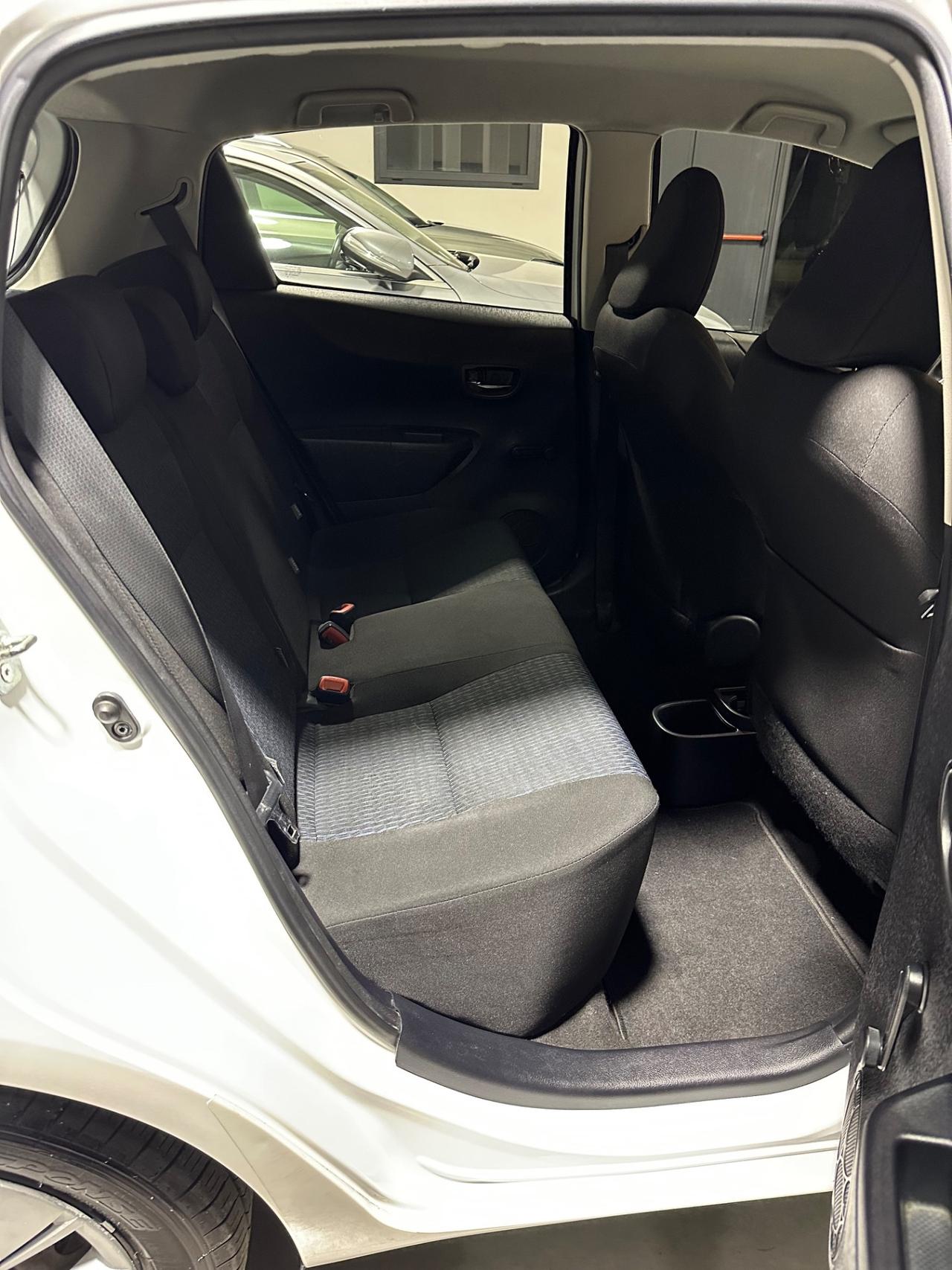 Toyota Yaris 1.3 5 porte Lounge