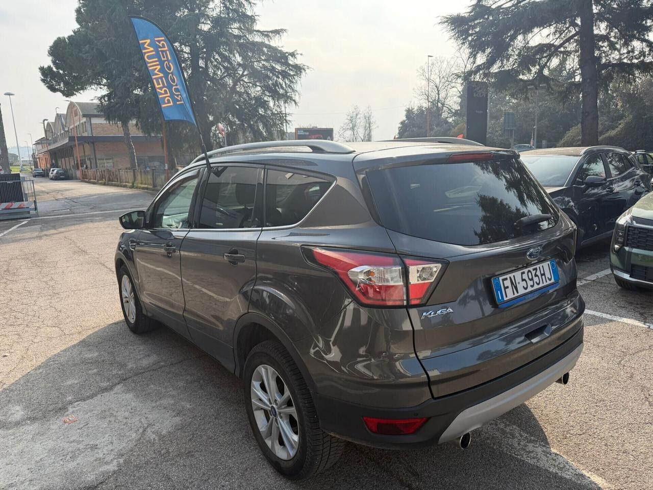 Ford Kuga 1.5 TDCI 120 CV S&S 2WD Powershift Titanium