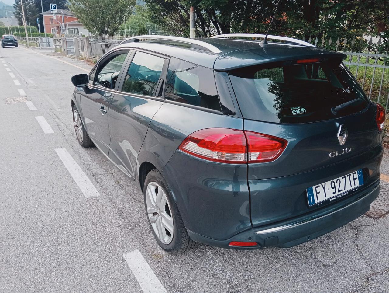 Renault Clio Sporter dCi 8V 75 CV Moschino Intens