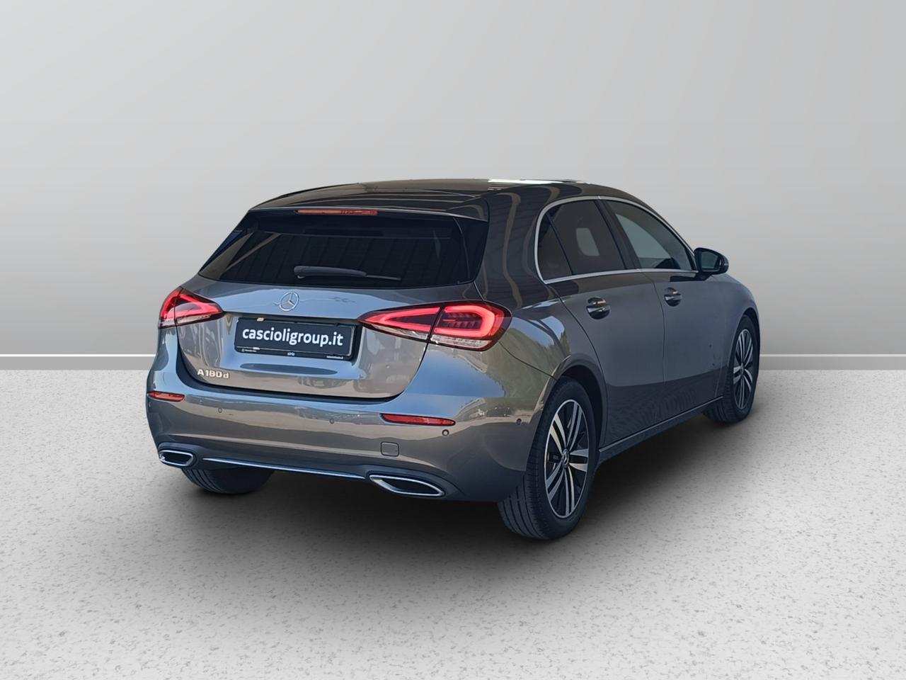 Mercedes-Benz Classe A - W177 2018 - A 180 d Sport auto