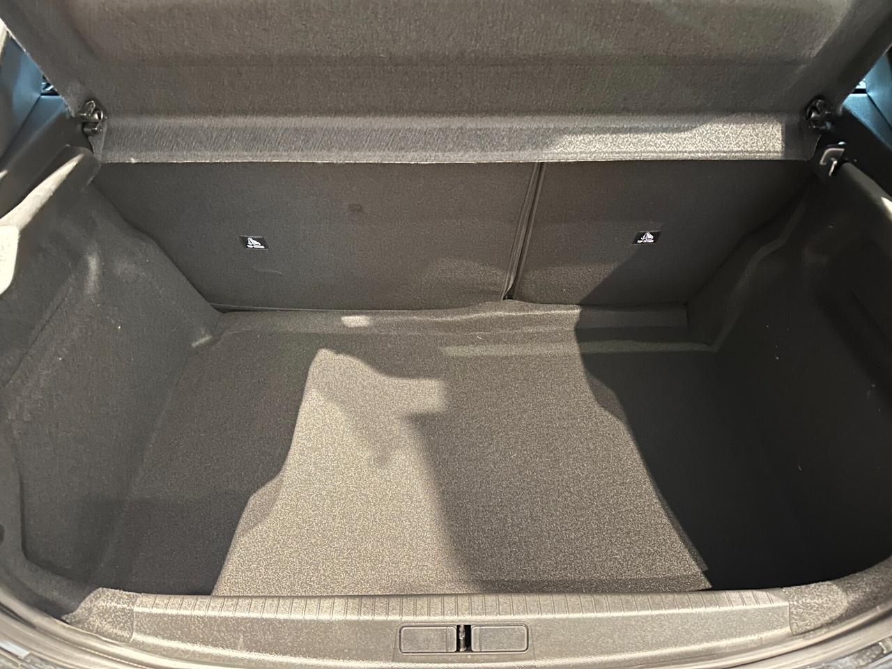 Peugeot 208 Hybrid 110 e-DCS6 Business