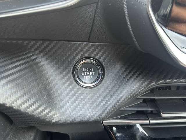 Peugeot 2008 motore elettrico 136 CV Allure