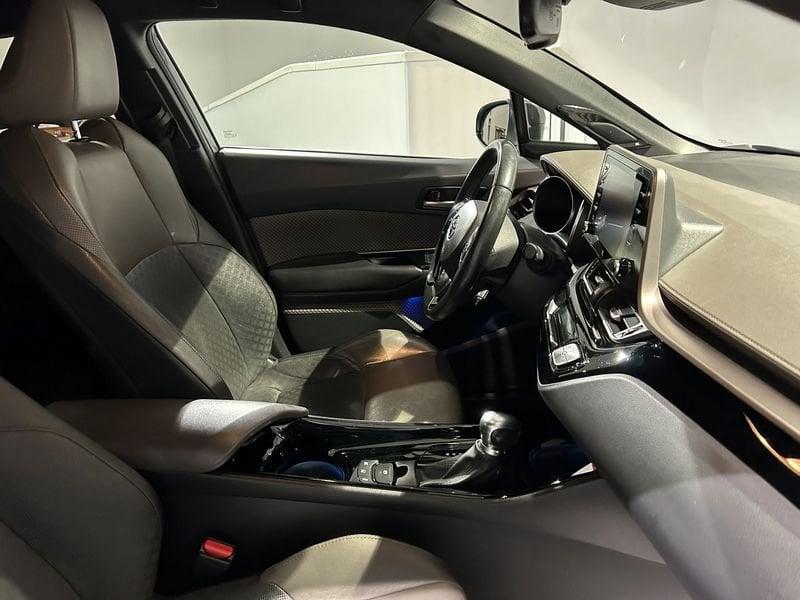 Toyota C-HR 1.8 Hybrid E-CVT Lounge + SISTEMA AUDIO JBL