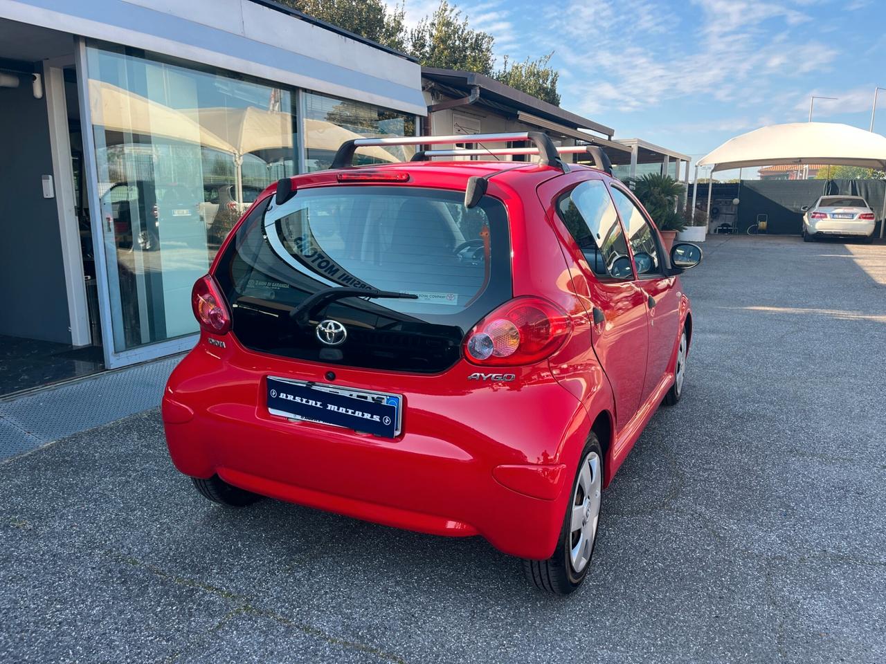 Toyota Aygo 1.0 12V VVT-i 5 porte Sol