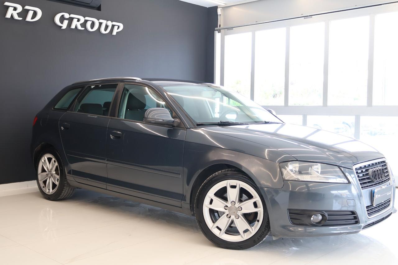 Audi A3 Sportback 1.6 TDI 105cv Attraction ok neop