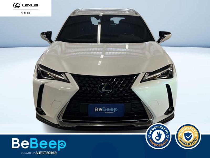 Lexus UX 2.0 PREMIUM 4WD CVT