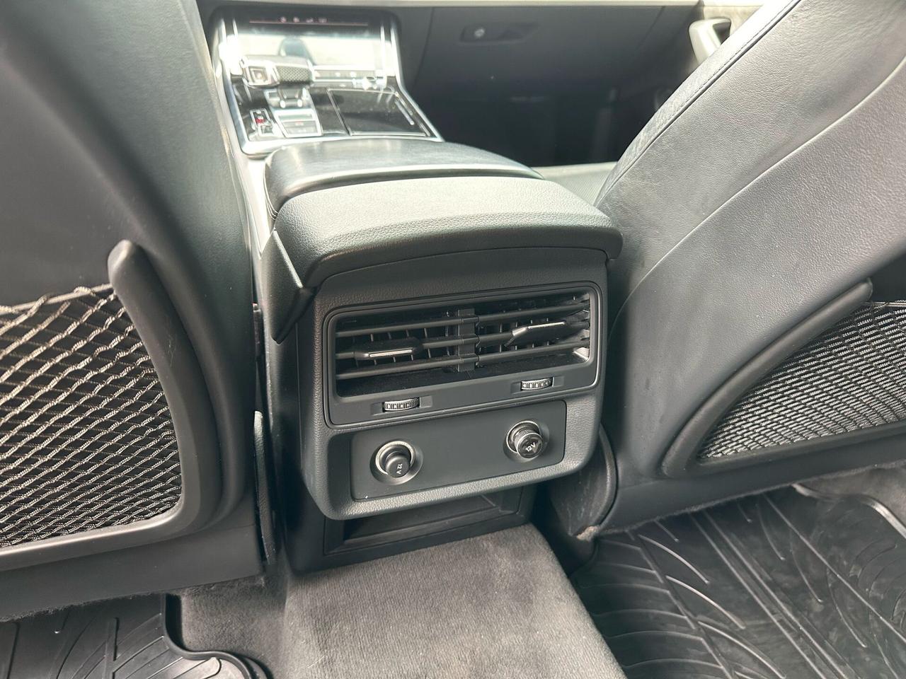 Audi Q8 SQ8 TDI quattro tiptronic