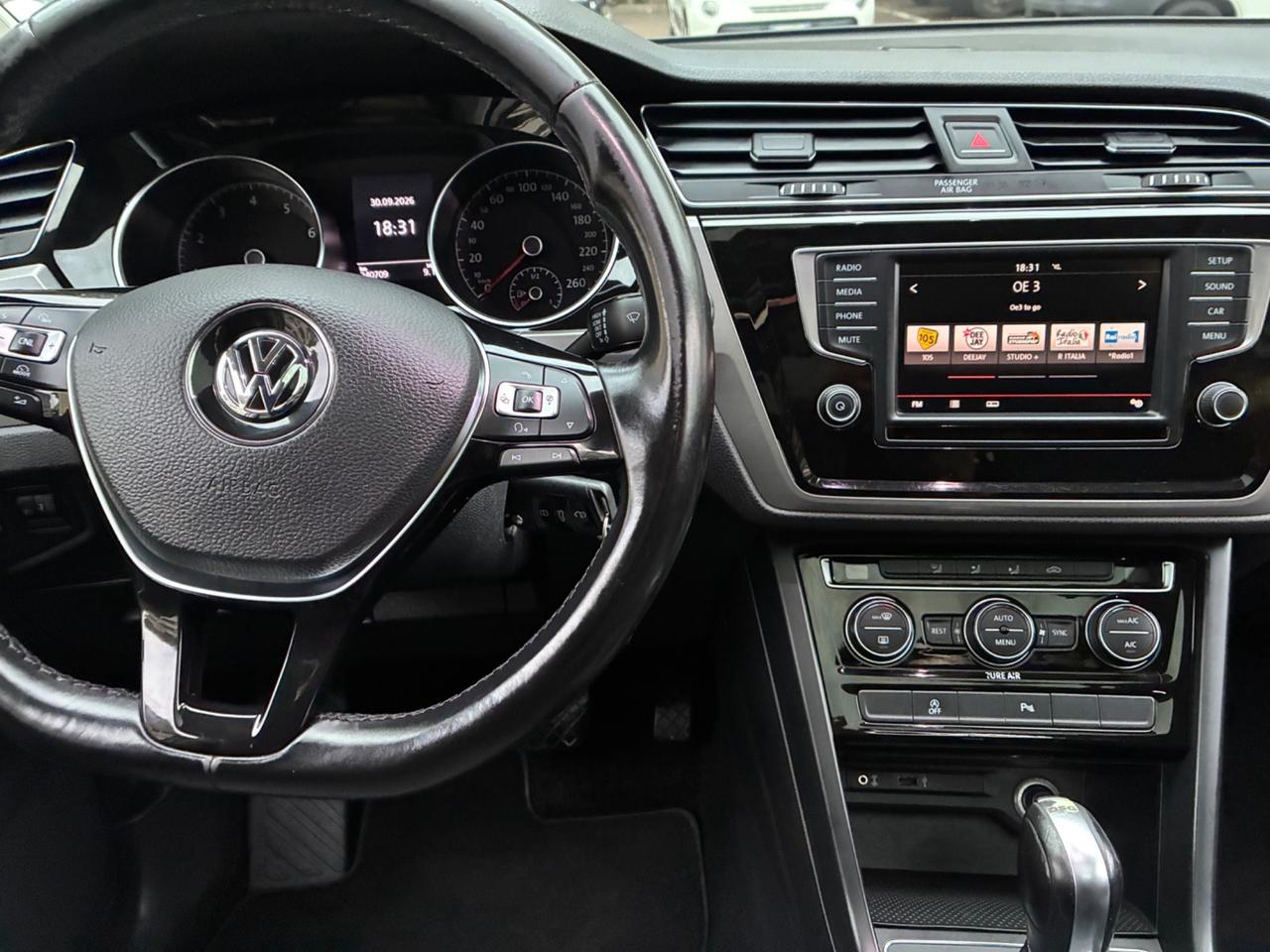 Volkswagen Touran 1.5 TSI EVO DSG Executive BlueMotion Technology