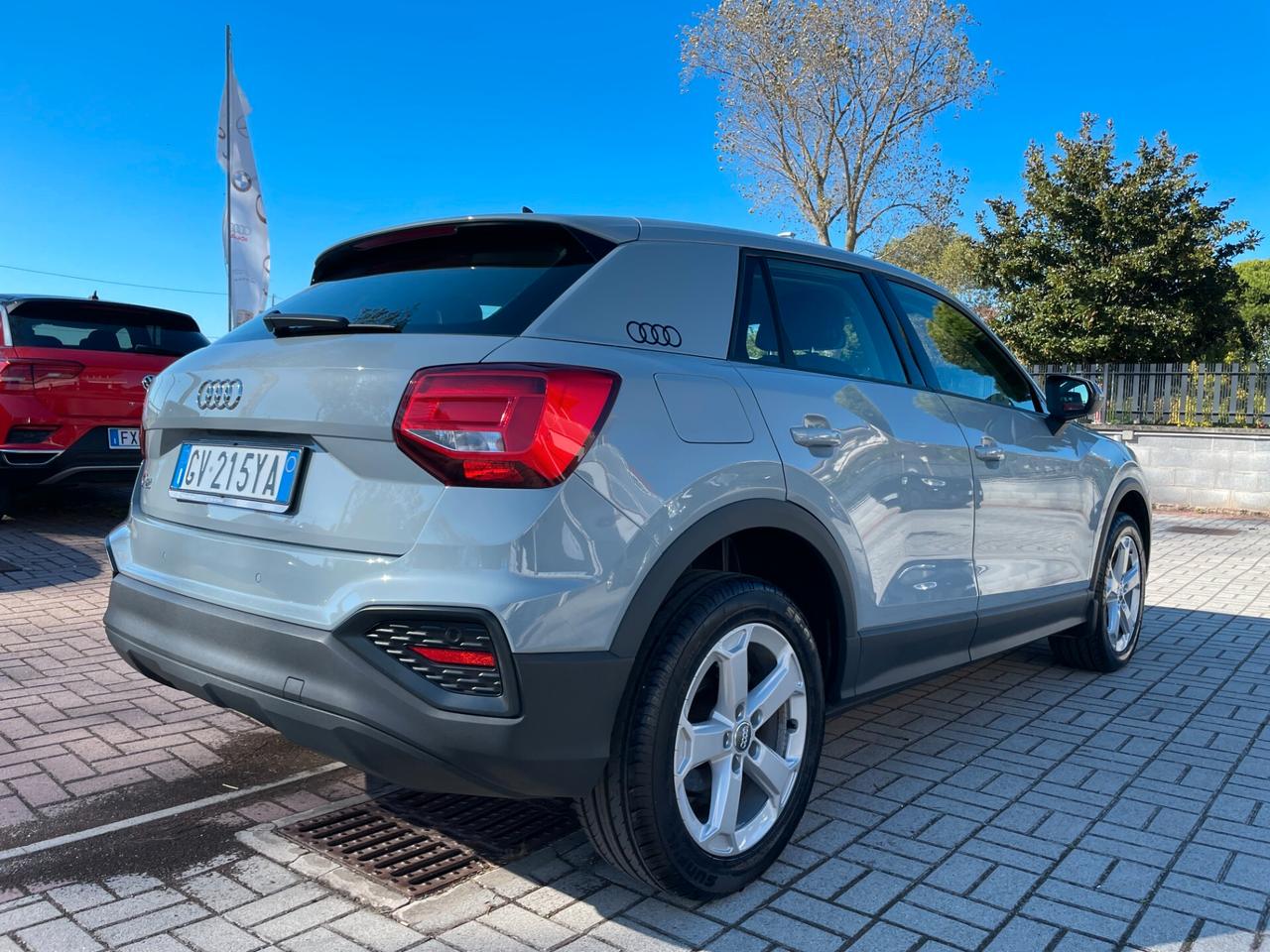 Audi Q2 35 TFSI S tronic Business