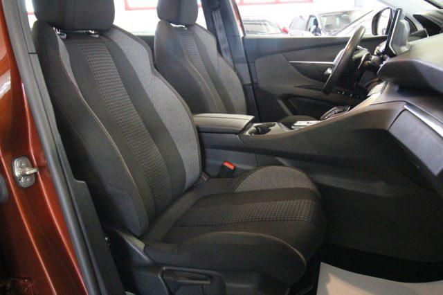PEUGEOT 5008 BlueHDi 130 S&S EAT8 Active Business