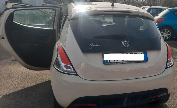 Lancia Ypsilon 1.2 69 CV 5 porte GPL Ecochic Gold