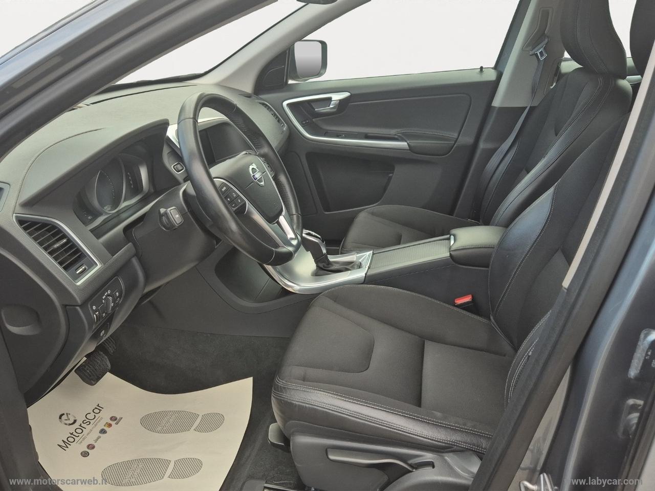 VOLVO XC60 D3 Geartronic Momentum