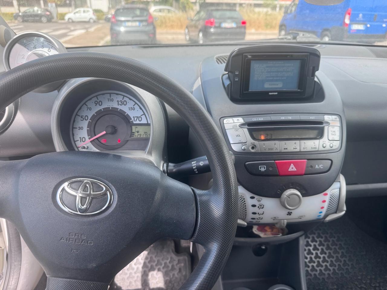 Toyota Aygo 1.0 12V VVT-i 5 porte Sol Connect