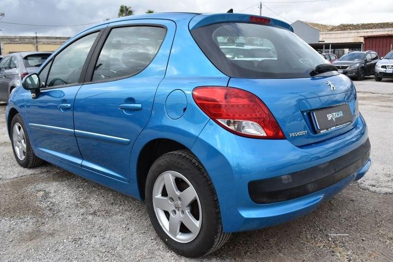 Peugeot 207 1.4 HDi 70CV 5p. Active