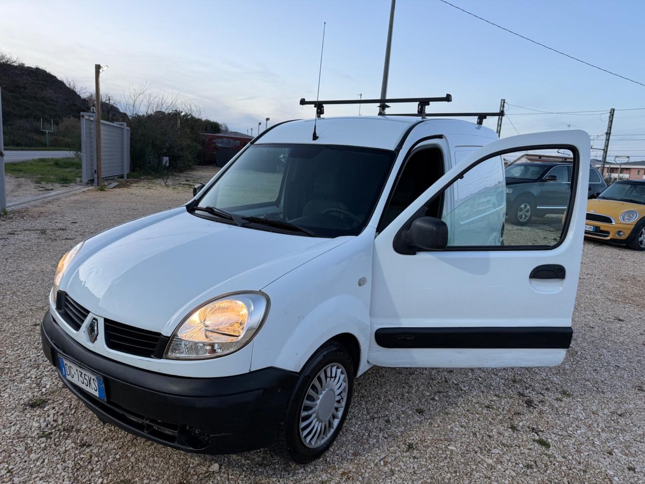 Renault Kangoo 1.5 DIESEL PORTA LATERALE PERMUTE